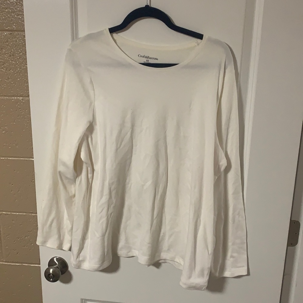 White long sleeve shirt